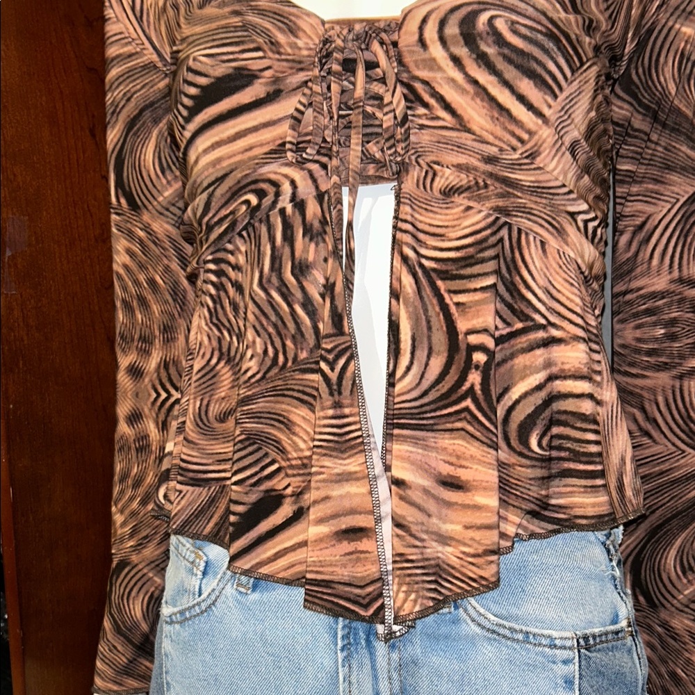 Forever 21 Abstract Brown Blouse - Picture 4 of 8